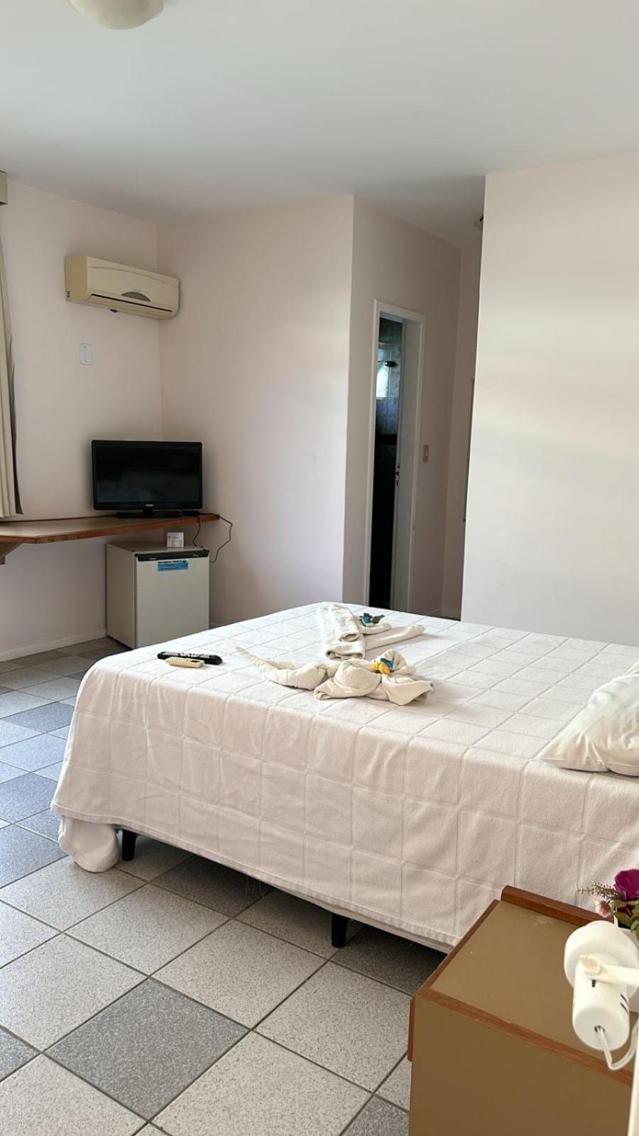 Hotel Paraiso Tropical Alcobaça 外观 照片