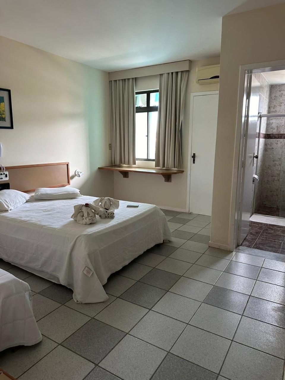 Hotel Paraiso Tropical Alcobaça 外观 照片