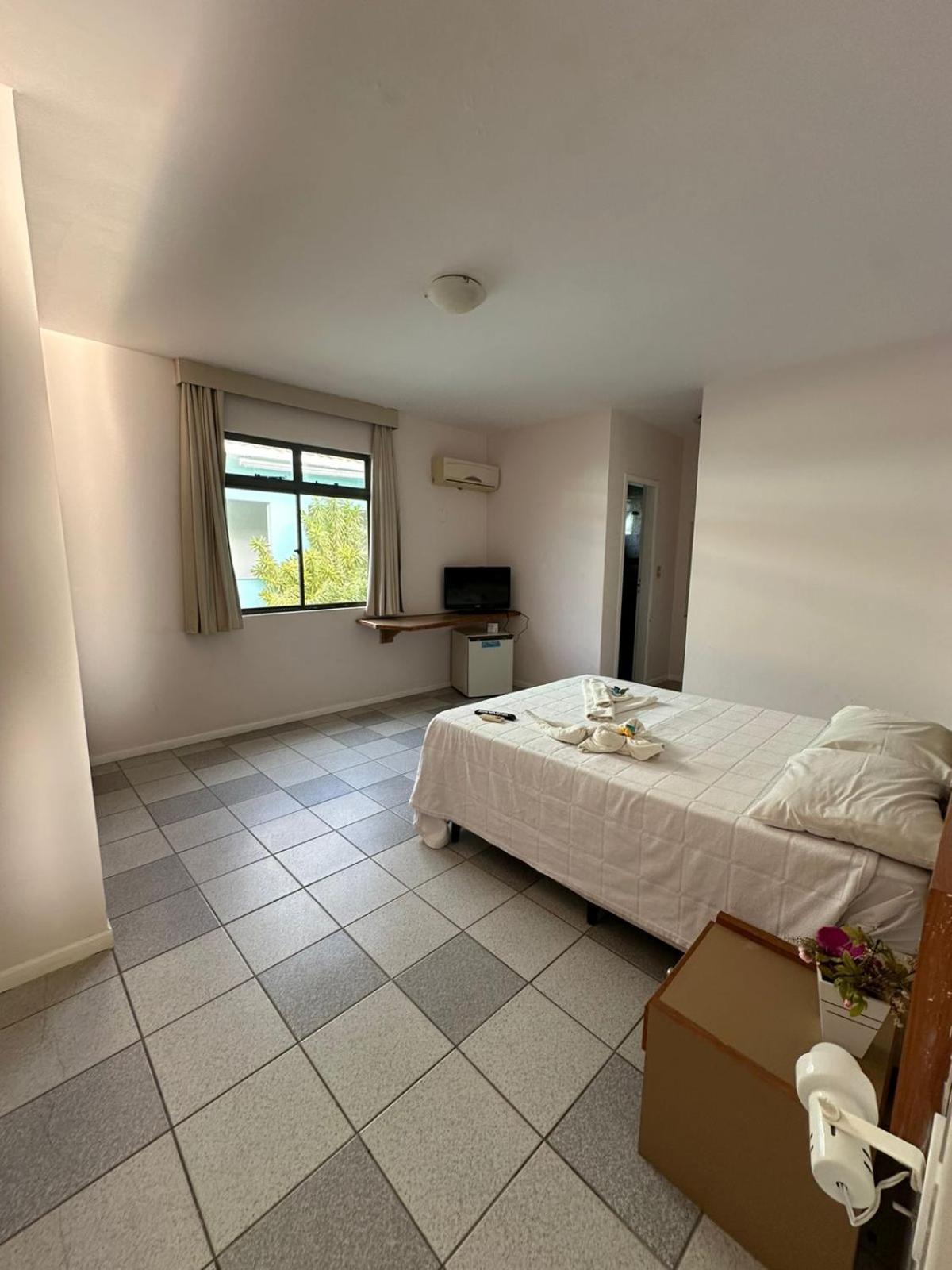Hotel Paraiso Tropical Alcobaça 外观 照片