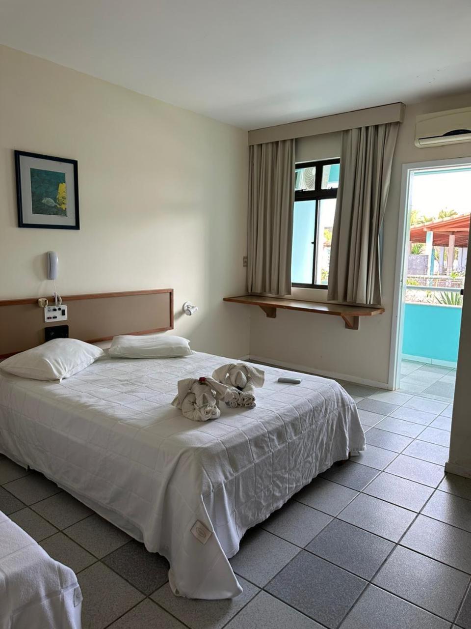 Hotel Paraiso Tropical Alcobaça 外观 照片