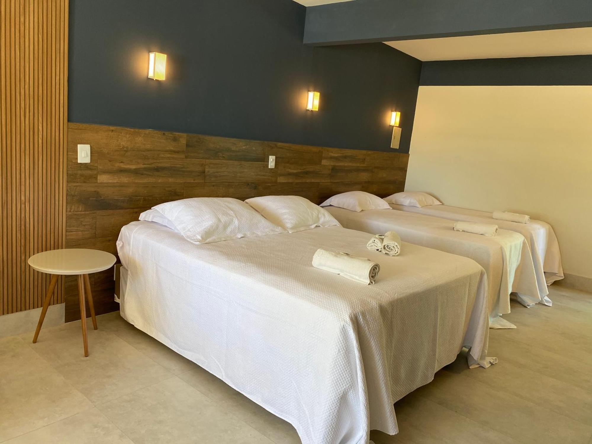 Hotel Paraiso Tropical Alcobaça 外观 照片